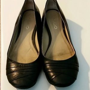 Aldo Black Flats Size 6